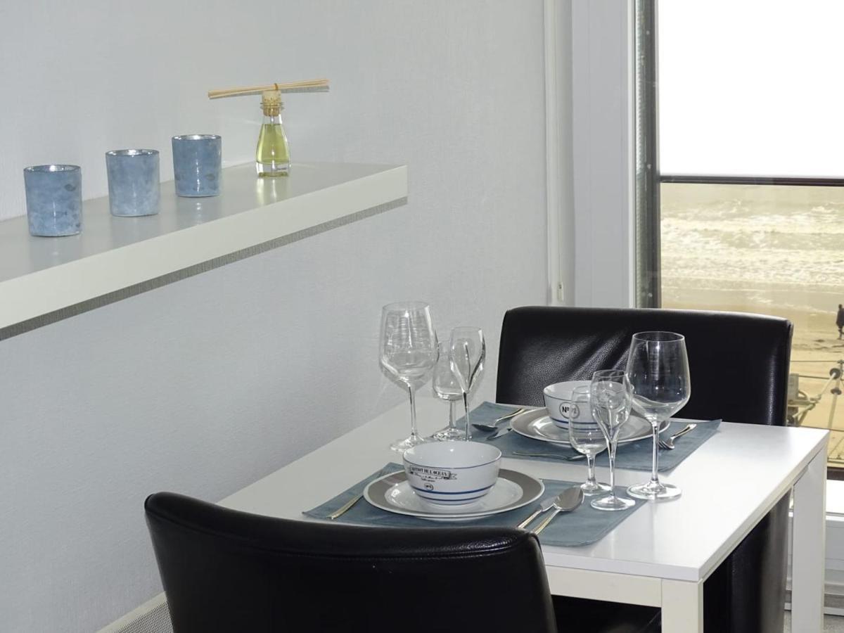 Modern Studio Direct Seaview & Free Parking Ostend Exterior photo