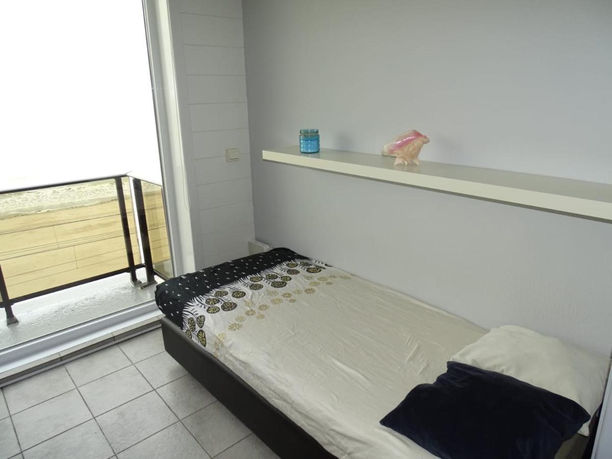 Modern Studio Direct Seaview & Free Parking Ostend Exterior photo